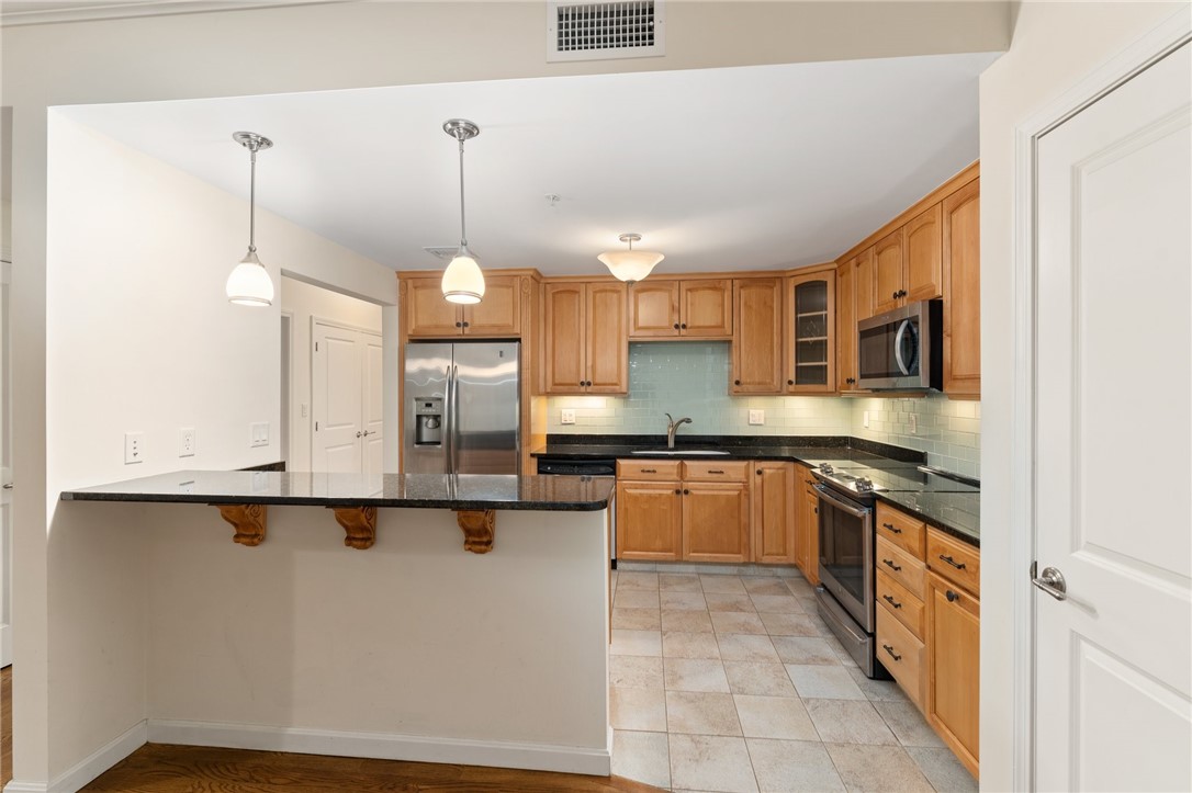 114 Granite Street, Unit 208 Westerly, RI 02891 - Photo 16 of 39