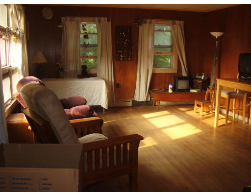 832 State Road Plymouth, MA 02360 - Photo 3 of 12 Gallery Image 3
