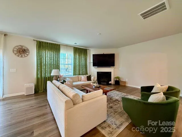 $2,850 | 15107 Nichols Hall Drive, Charlotte, NC 28273