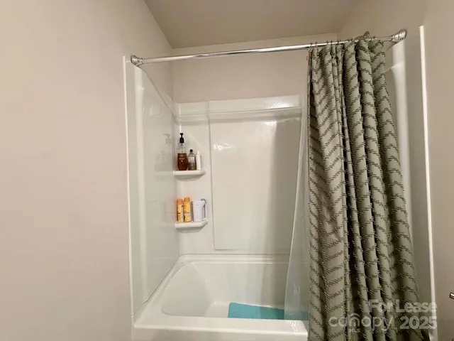 $2,850 | 15107 Nichols Hall Drive, Charlotte, NC 28273