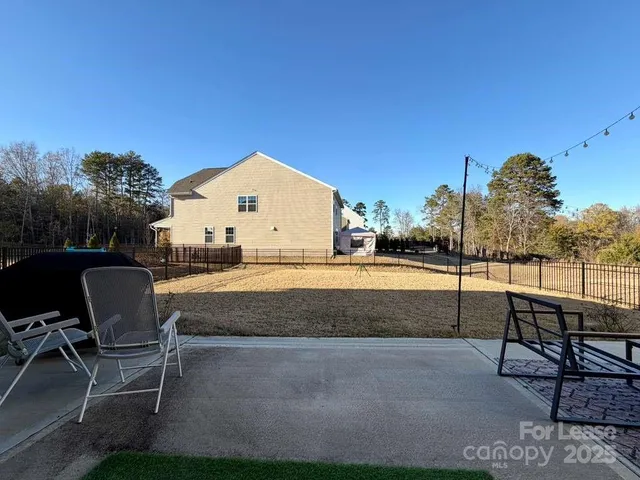 $2,850 | 15107 Nichols Hall Drive, Charlotte, NC 28273