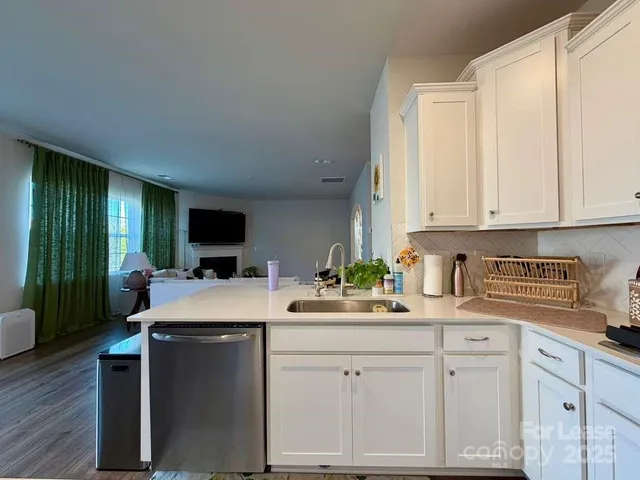 $2,850 | 15107 Nichols Hall Drive, Charlotte, NC 28273