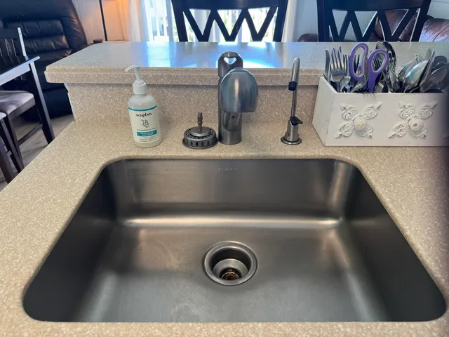 $299,800 | 287 Driftwood Lane, Edisto Beach, SC 29438