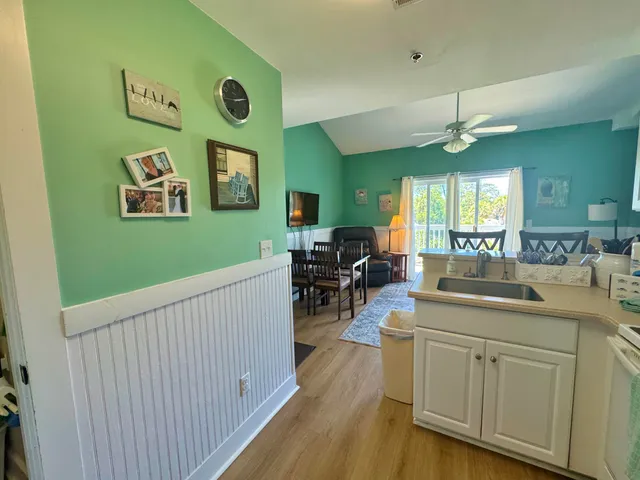 $299,800 | 287 Driftwood Lane, Edisto Beach, SC 29438