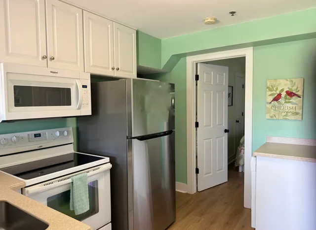 $299,800 | 287 Driftwood Lane, Edisto Beach, SC 29438