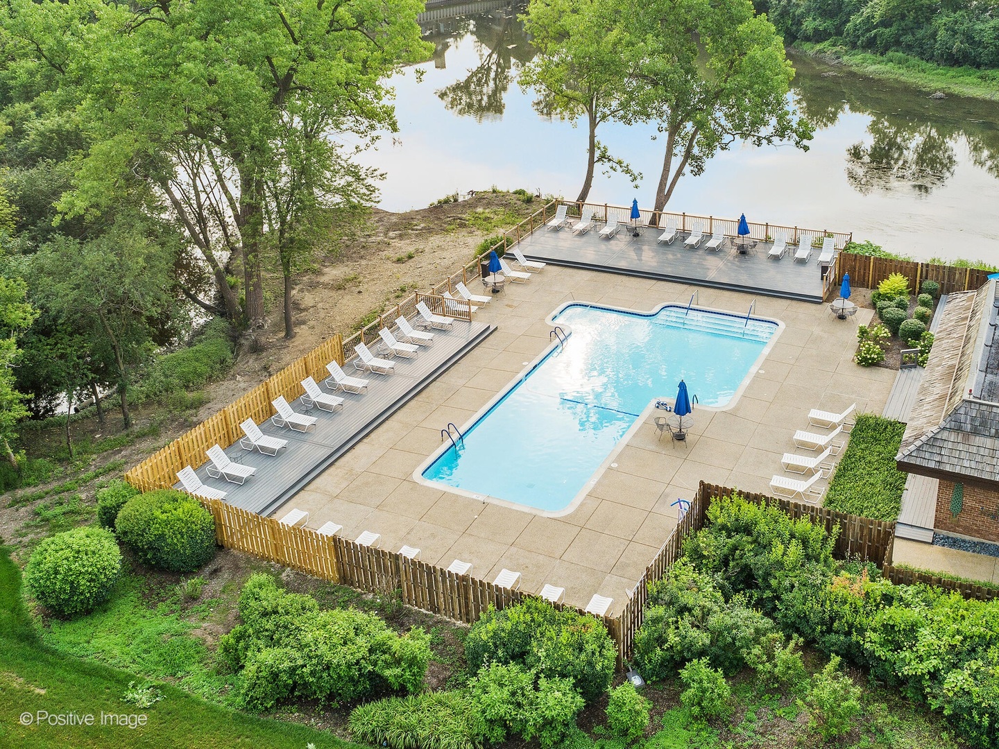 1409 Burr Oak Road, Unit 112A Hinsdale, IL 60521 - Photo 26 of 35