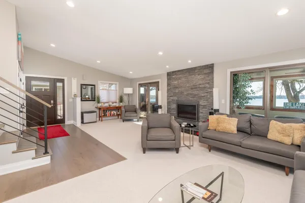 $1,799,900 | 3008 Highland Boulevard, Mound, MN 55364