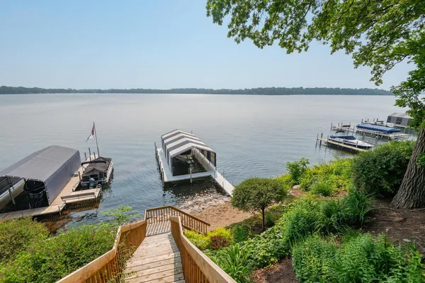 $1,799,900 | 3008 Highland Boulevard, Mound, MN 55364
