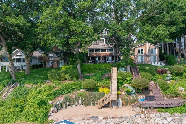$1,799,900 | 3008 Highland Boulevard, Mound, MN 55364