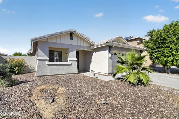 $345,000 | 2412 West St Kateri Drive, Phoenix, AZ 85041