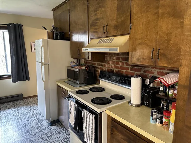 $1,900 | 13 Valley Drive, Westerly, RI 02891