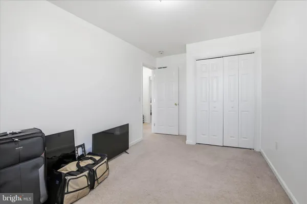 $320,000 | 118 East Broad Street, New Holland, PA 17557