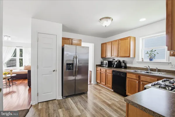 $320,000 | 118 East Broad Street, New Holland, PA 17557