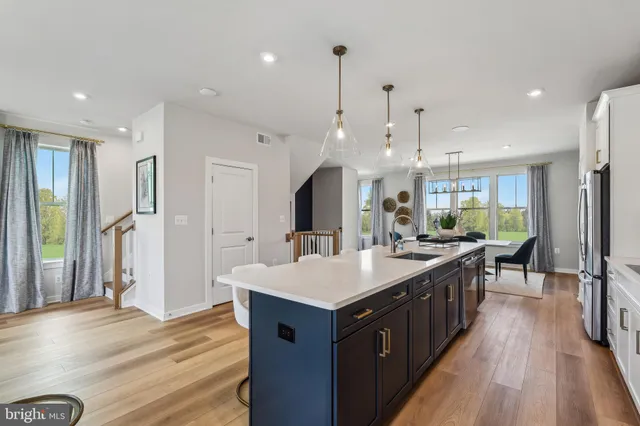 $837,140 | 229 Chianti Terrace Southeast, Leesburg, VA 20175