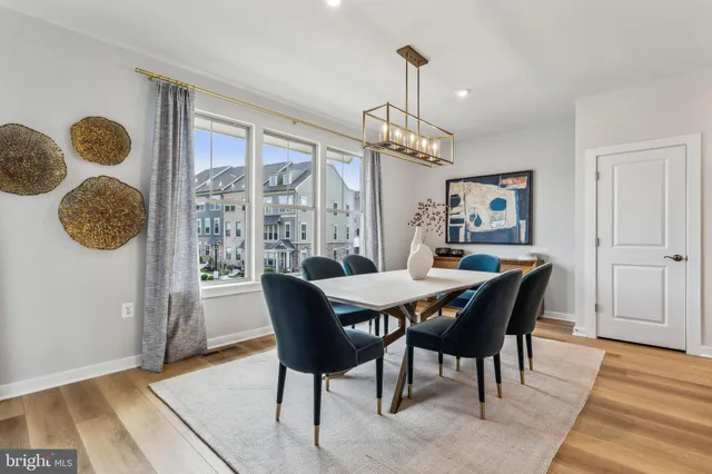 $837,140 | 229 Chianti Terrace Southeast, Leesburg, VA 20175