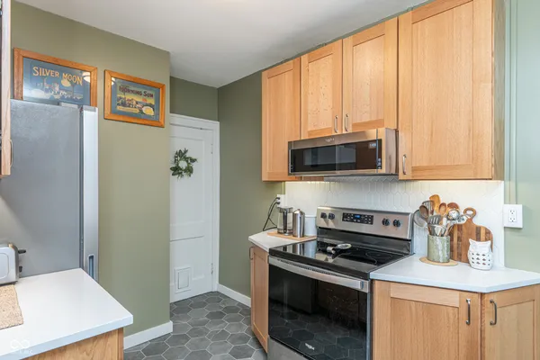 $149,000 | 5613 East Washington Street, Unit 2, Indianapolis, IN 46219
