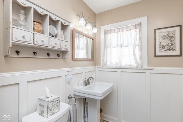 $149,000 | 5613 East Washington Street, Unit 2, Indianapolis, IN 46219