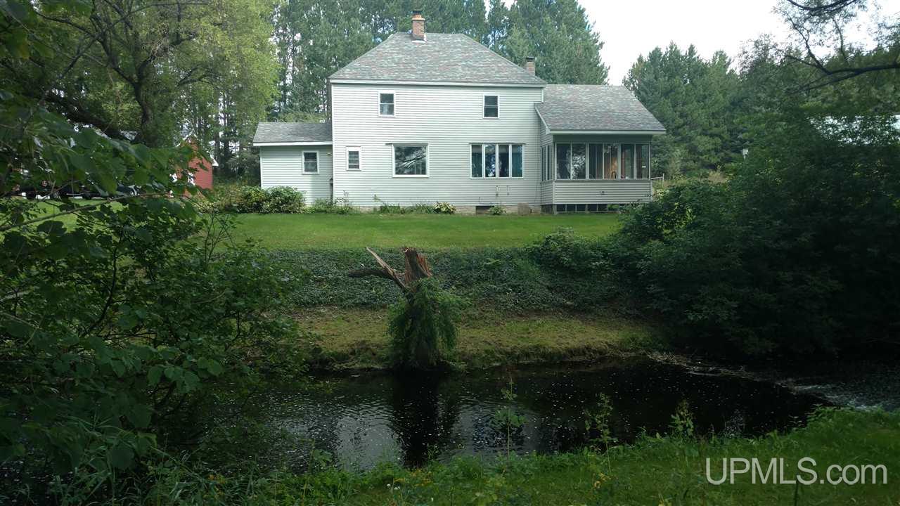 N5198 North Samuelson Road Munising, MI 49862 - Photo 2 of 43