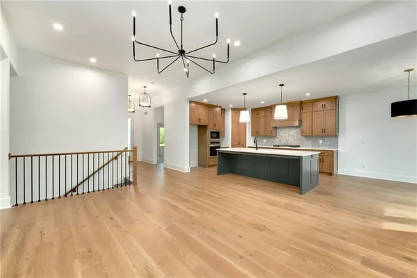 $619,000 | 3932 Southwest Flintrock Drive, Lee's Summit, MO 64082