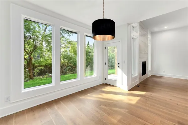 $619,000 | 3932 Southwest Flintrock Drive, Lee's Summit, MO 64082