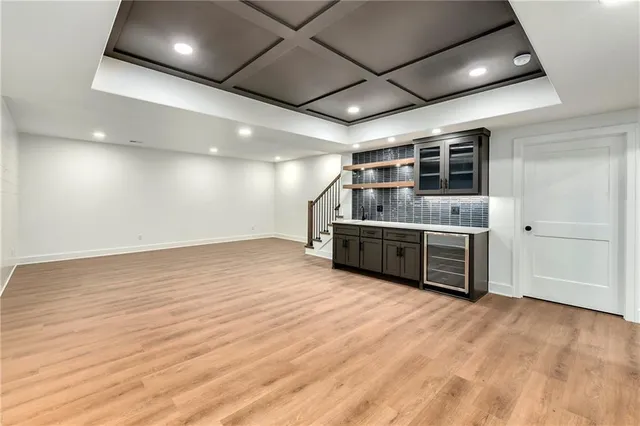 $619,000 | 3932 Southwest Flintrock Drive, Lee's Summit, MO 64082