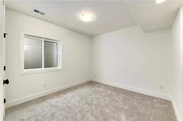 $619,000 | 3932 Southwest Flintrock Drive, Lee's Summit, MO 64082