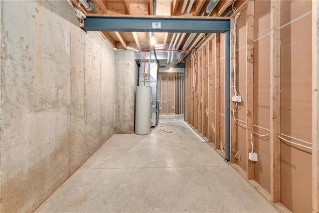 $619,000 | 3932 Southwest Flintrock Drive, Lee's Summit, MO 64082