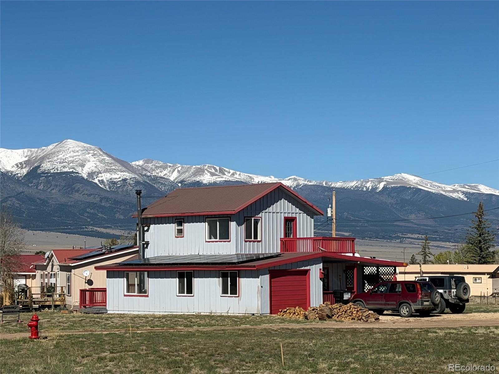 a front view of house with yard