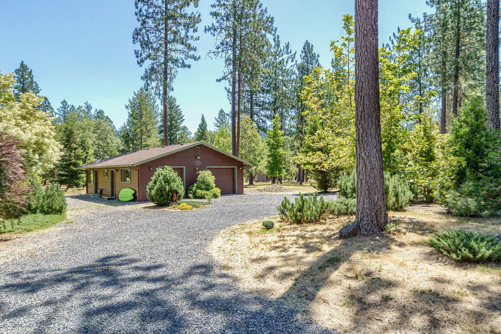 281 Rossier Lane Grants Pass, OR 97527 - Photo 49 of 63 86