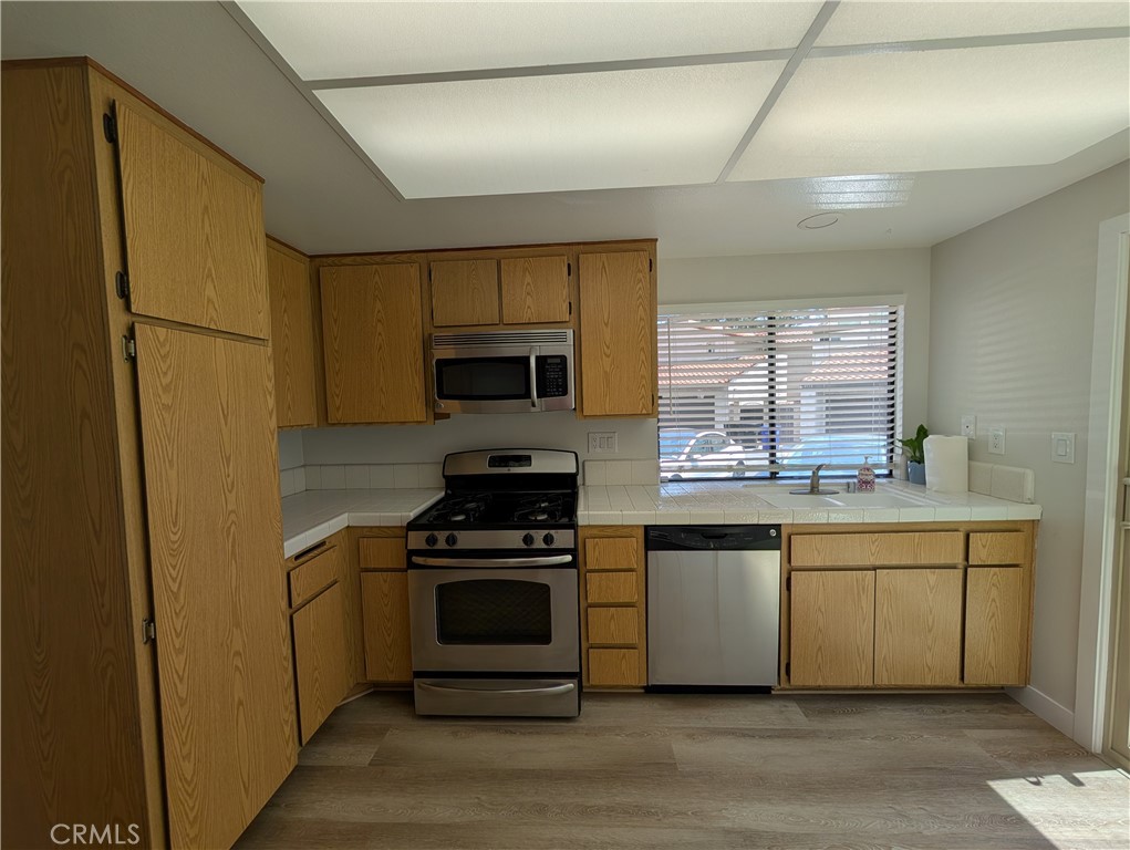 9764 Louise Way Rancho Cucamonga, CA 91730 - Photo 12 of 31