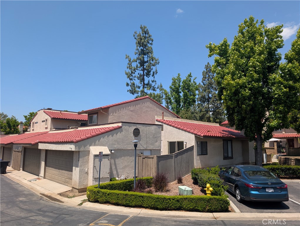 9764 Louise Way Rancho Cucamonga, CA 91730 - Photo 2 of 31
