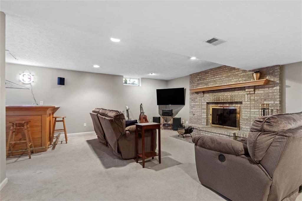 116 Jason Drive Valencia, PA 16059 - Photo 14 of 25