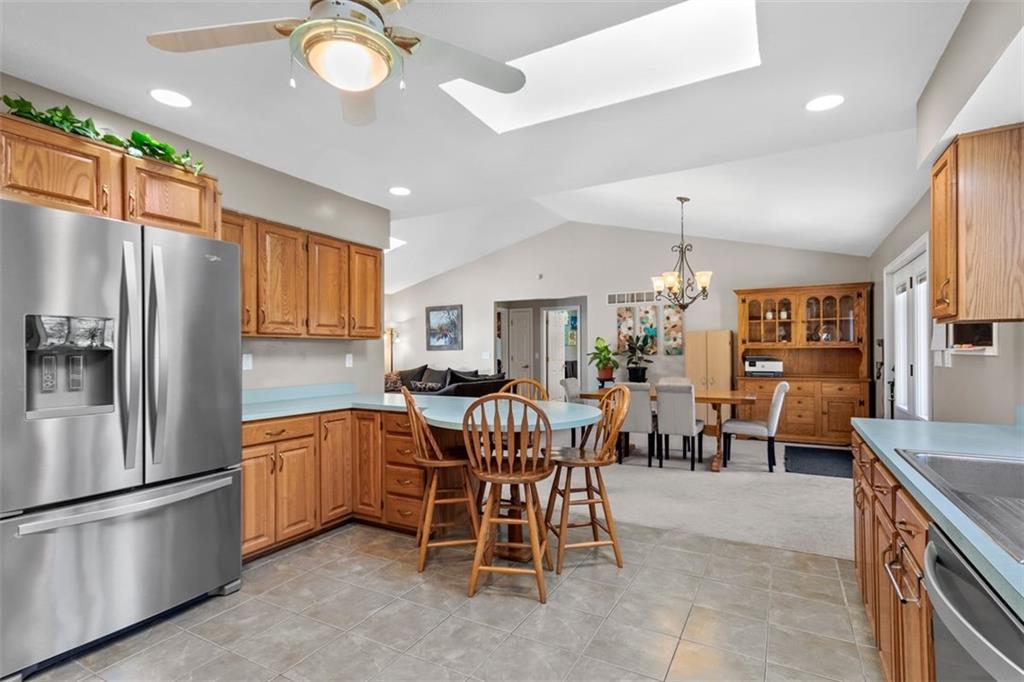 116 Jason Drive Valencia, PA 16059 - Photo 4 of 25