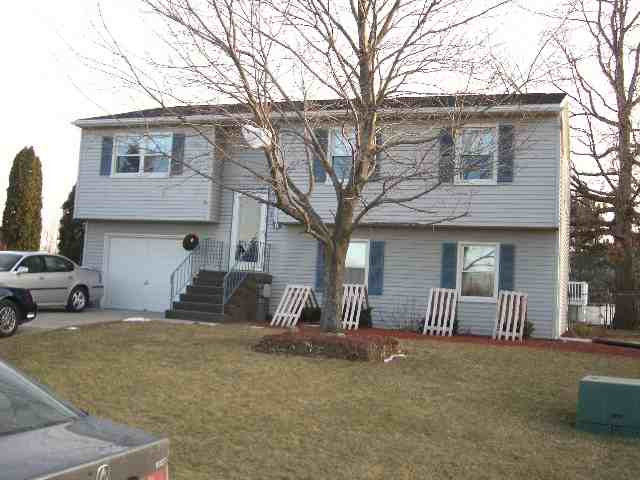 47 Meadowbrook Road Watervliet, NY 12189 - Photo 1 of 9 Photo 1