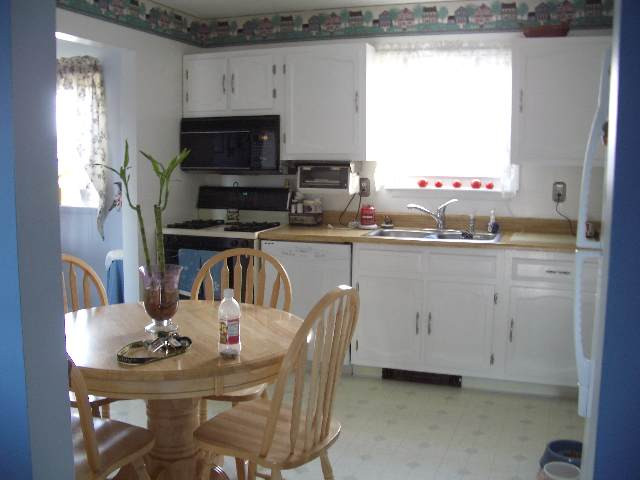 47 Meadowbrook Road Watervliet, NY 12189 - Photo 5 of 9 Photo 5
