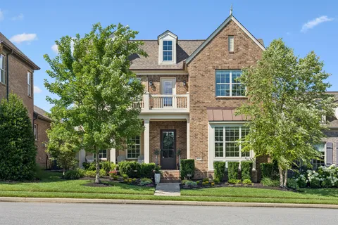$775,000 | 1668 Kelvington Boulevard, Gallatin, TN 37066
