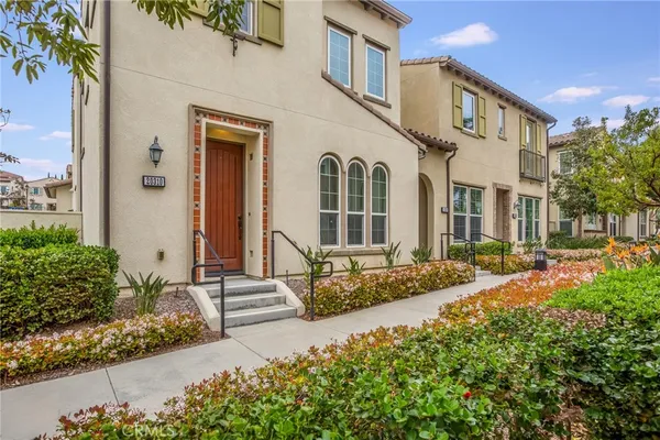 $4,840 | 20310 Paseo Los Arcos, Porter Ranch, CA 91326
