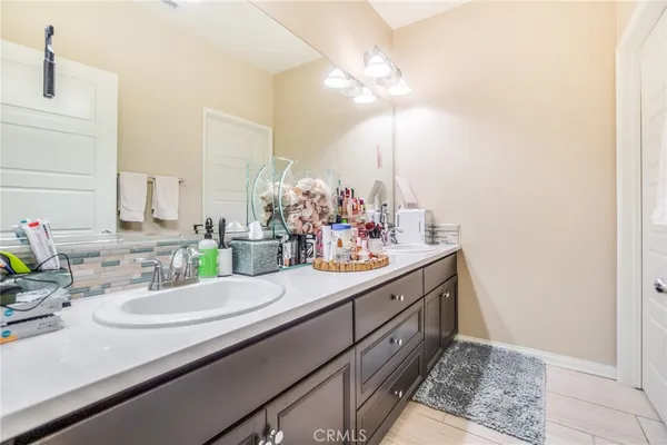 $4,840 | 20310 Paseo Los Arcos, Porter Ranch, CA 91326