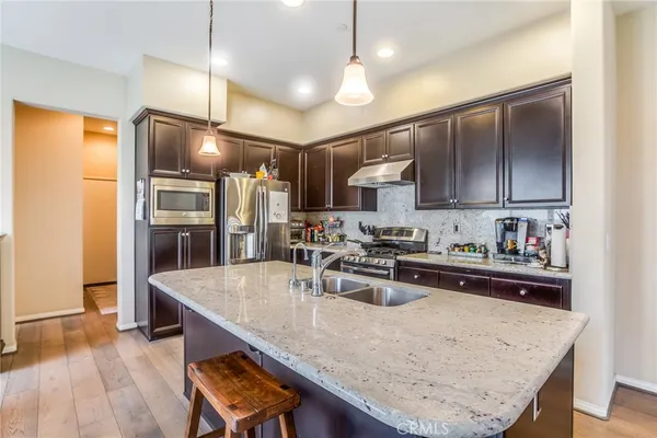 $4,840 | 20310 Paseo Los Arcos, Porter Ranch, CA 91326