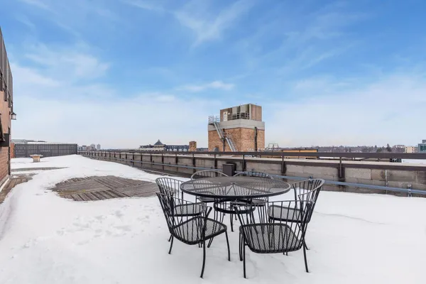 $300,000 | 2885 Knox Avenue South, Unit 404, Minneapolis, MN 55408
