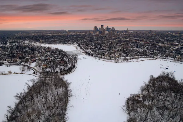 $300,000 | 2885 Knox Avenue South, Unit 404, Minneapolis, MN 55408