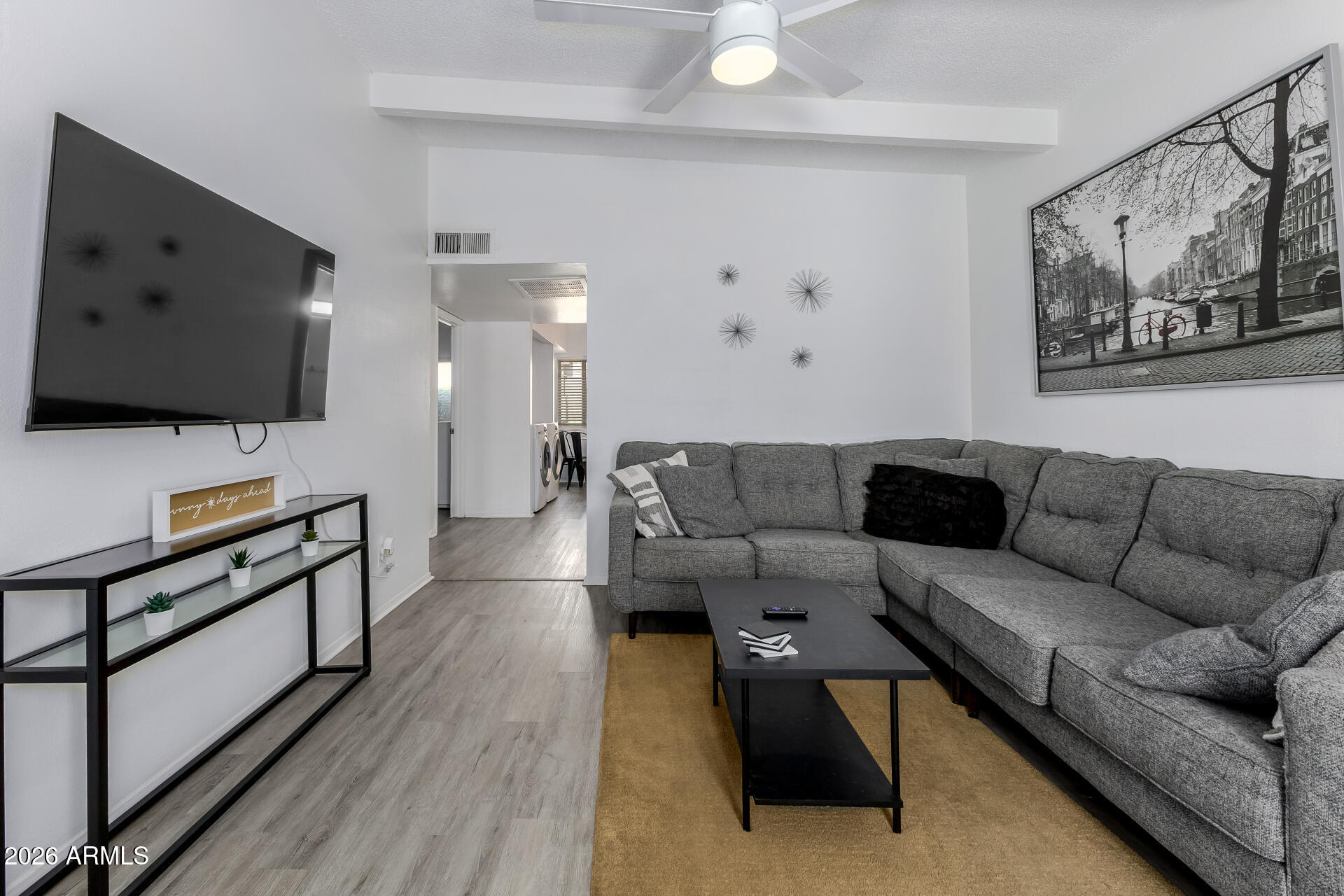4754 North 14th Street Phoenix, AZ 85014 - Photo 7 of 26 07-14th