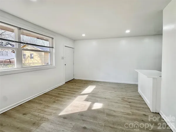 $349,900 | 813 3rd St Place Southwest, Unit 13, Hickory, NC 28602