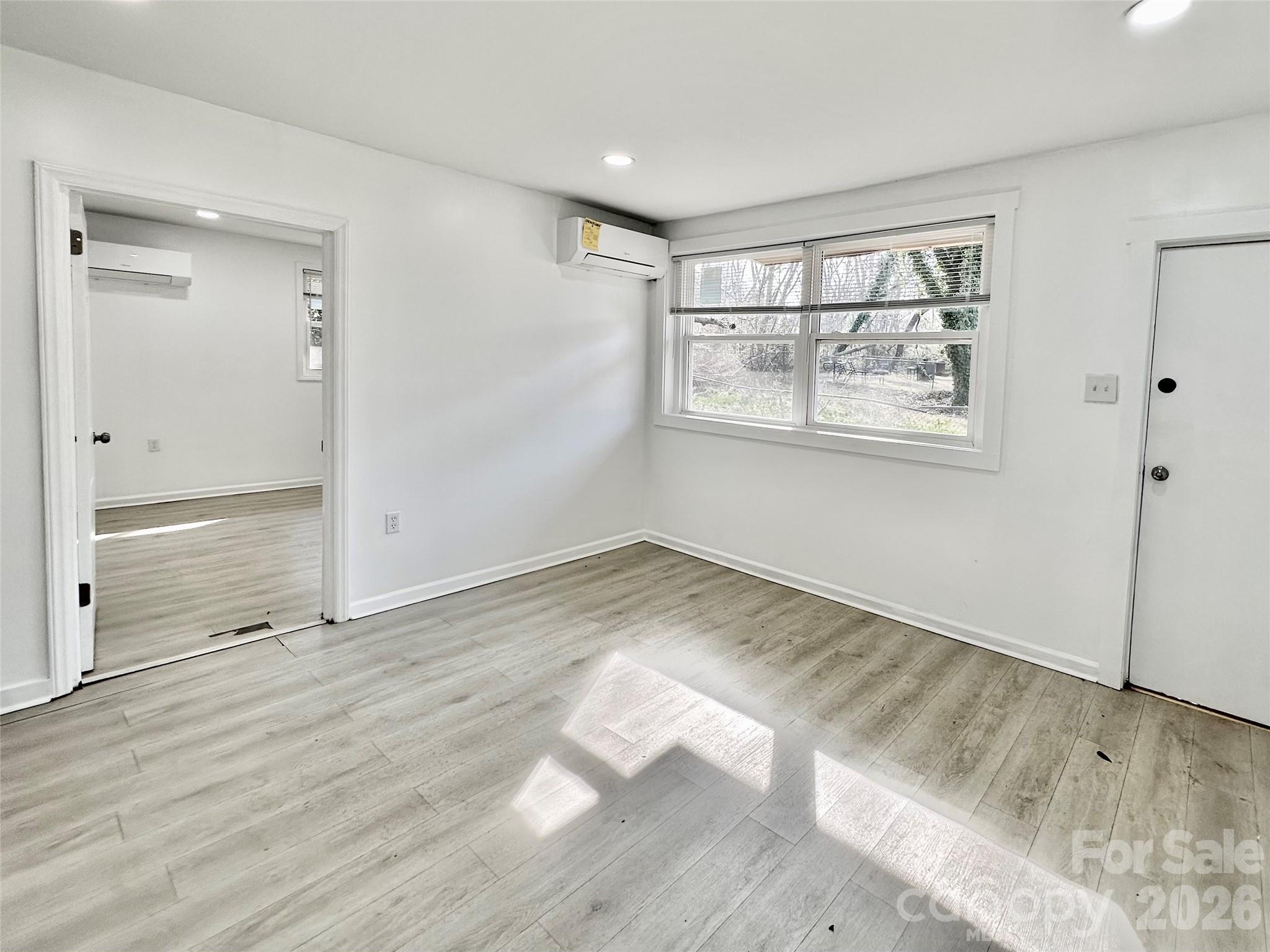 813 3rd St Place Southwest, Unit 13 Hickory, NC 28602 - Photo 5 of 14