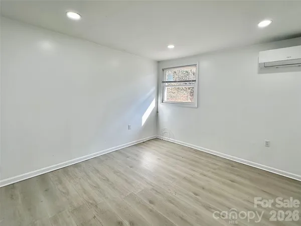 $349,900 | 813 3rd St Place Southwest, Unit 13, Hickory, NC 28602