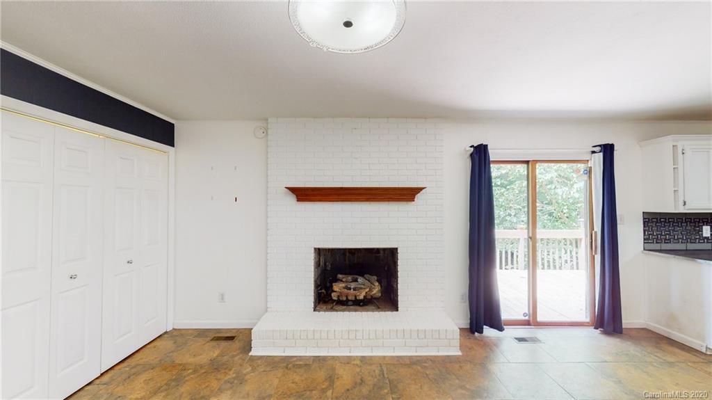283 Liberty Road Candler, NC 28715 - Photo 11 of 35 Gallery Image 11