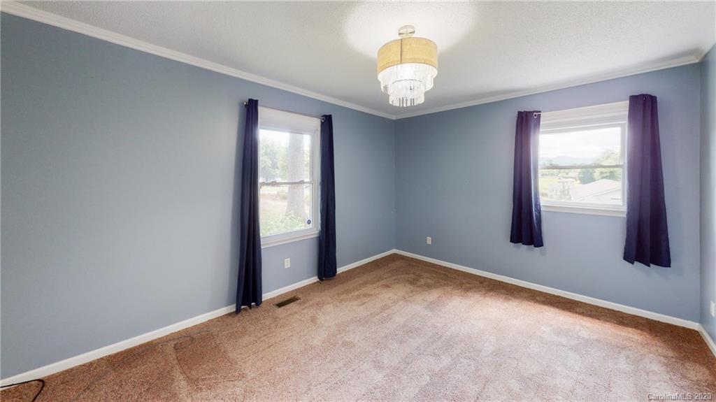 283 Liberty Road Candler, NC 28715 - Photo 19 of 35 Gallery Image 19