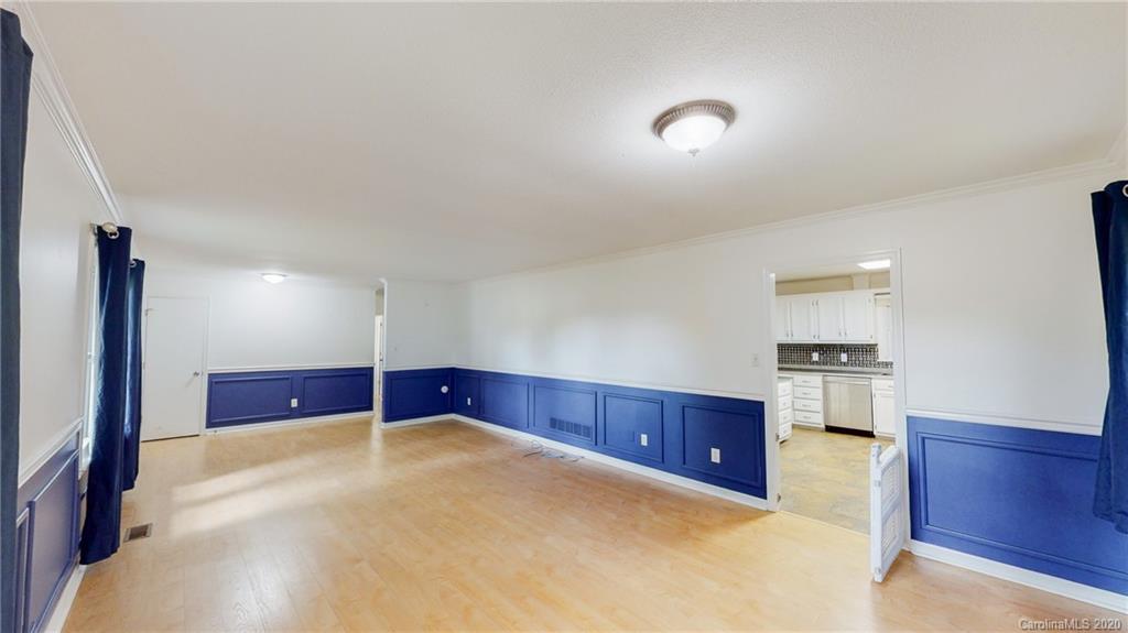 283 Liberty Road Candler, NC 28715 - Photo 3 of 35 Gallery Image 3