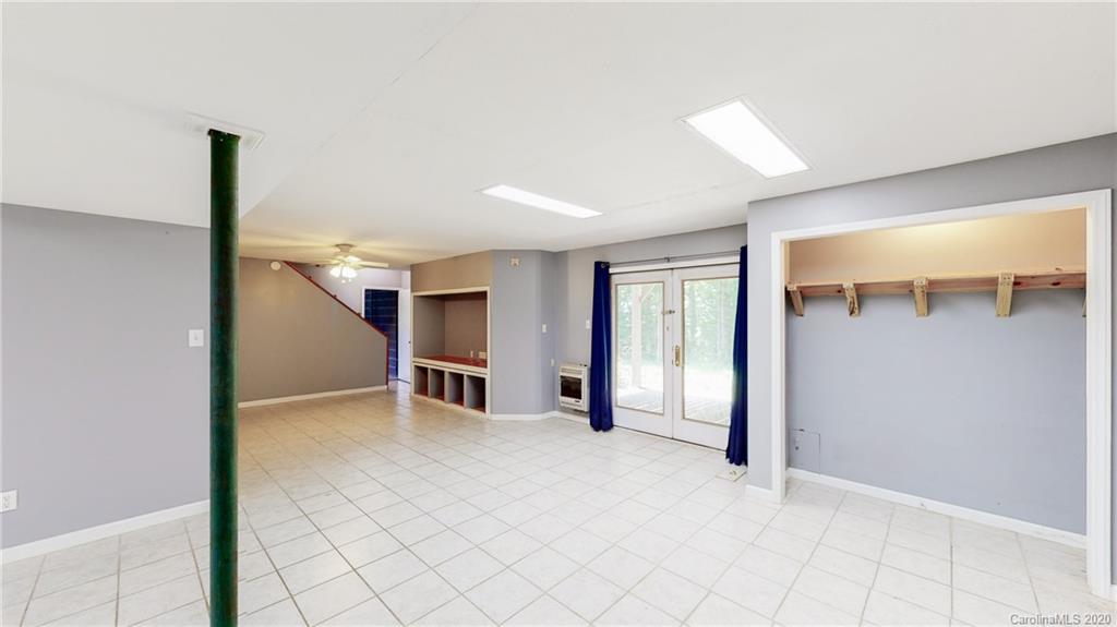 283 Liberty Road Candler, NC 28715 - Photo 24 of 35 Gallery Image 24