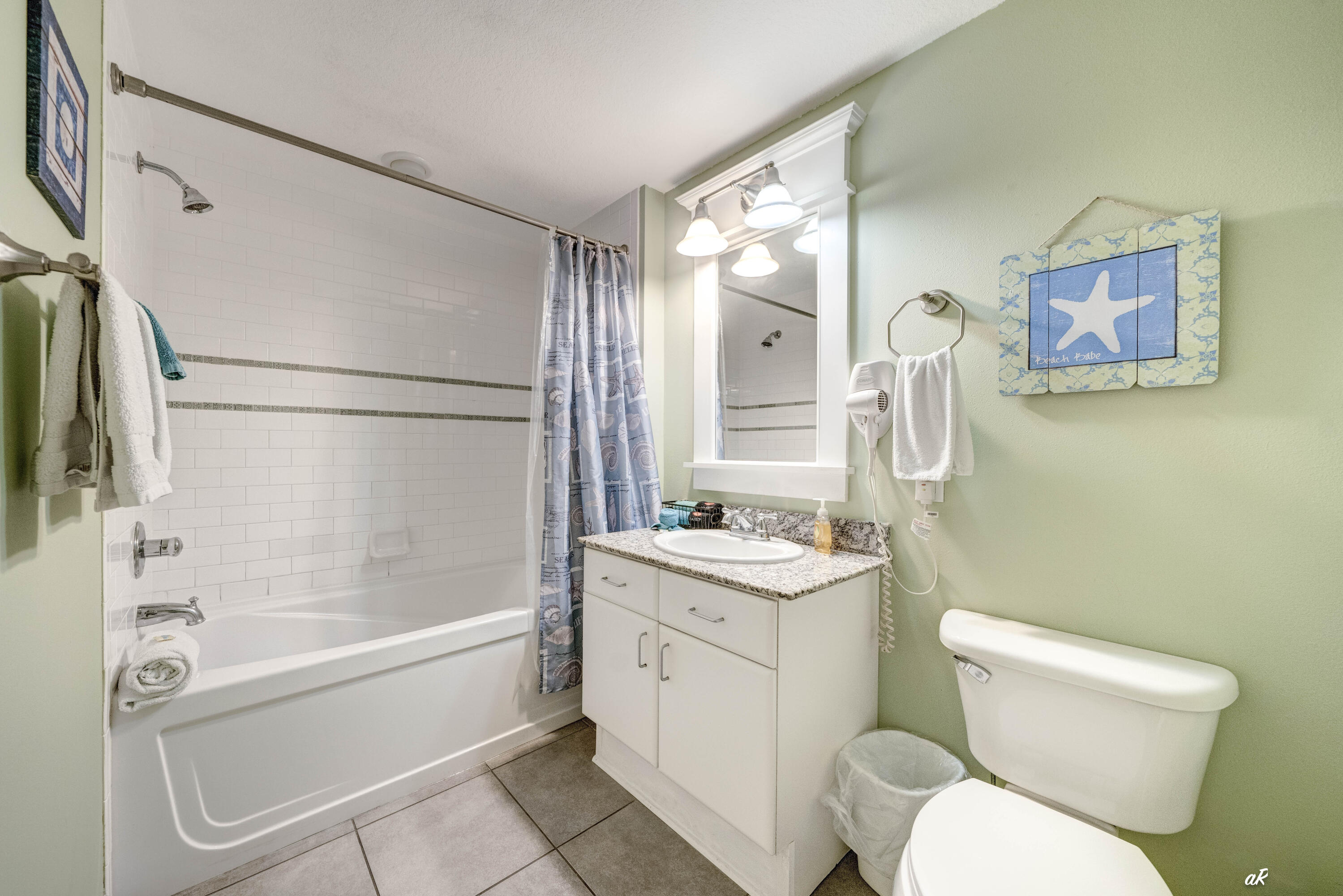 11807 Front Beach Road, Unit 1605 Panama City Beach, FL 32407 - Photo 29 of 53 Bathroom 2
